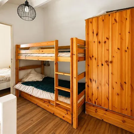 1 Bedroom Gorgeous In Pierre La Prázdninový dům *